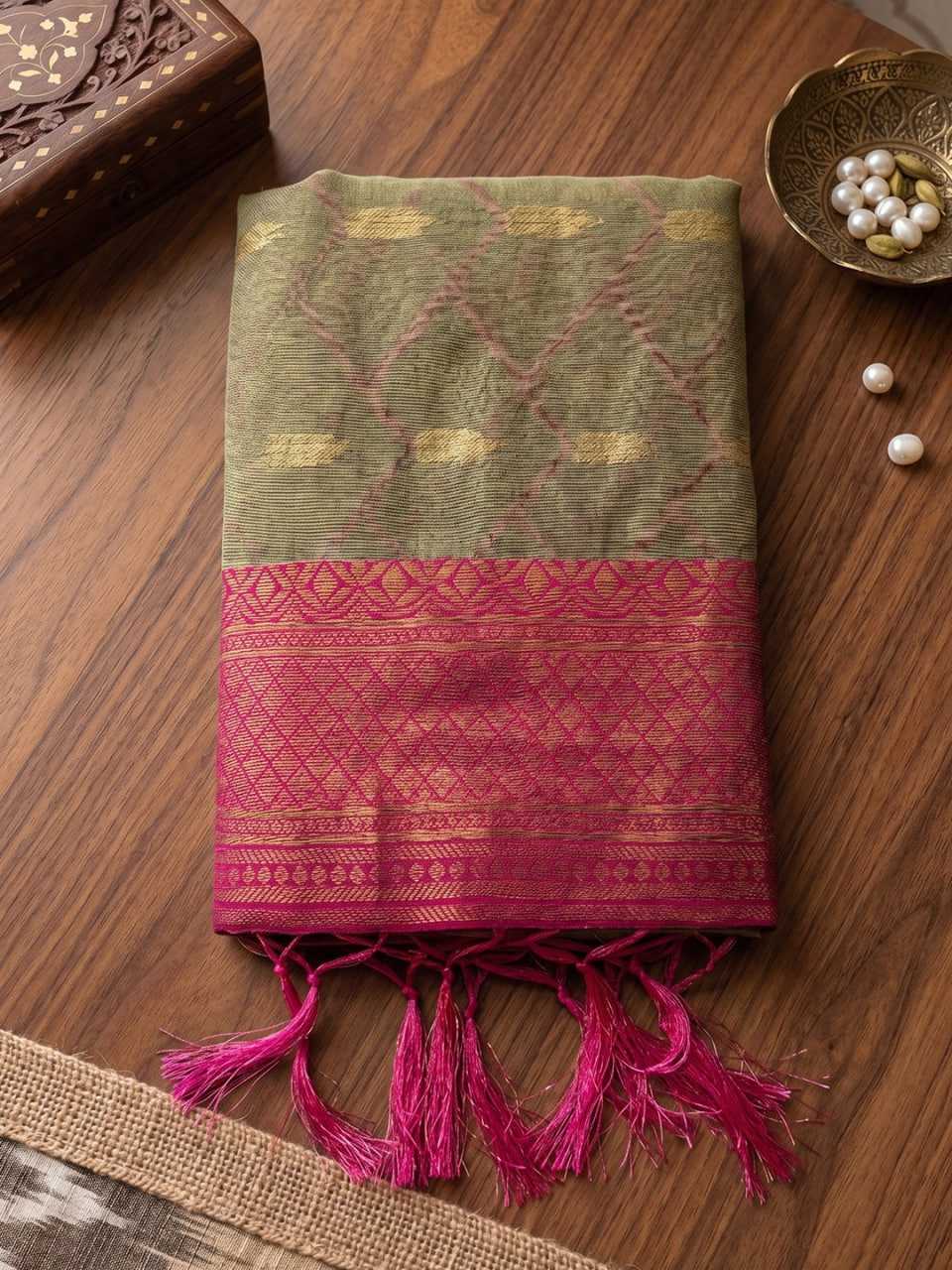 Naarira Soft Cotton Zari Saree for Women