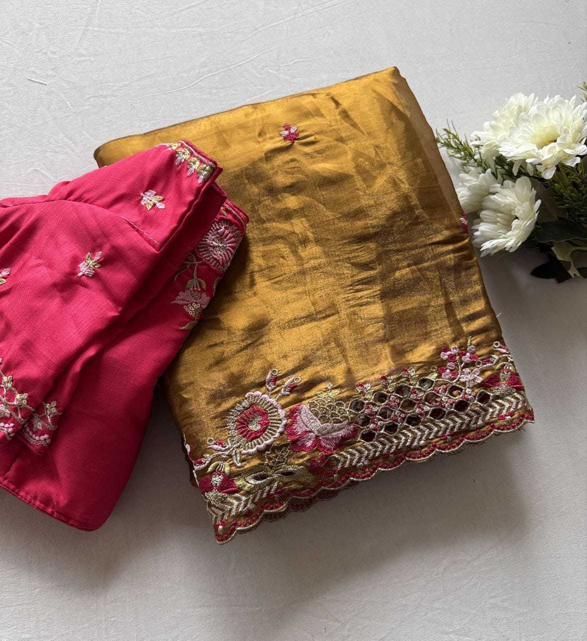 Naarira KESH115 Harini Soft Silk Soft Silk Sarees