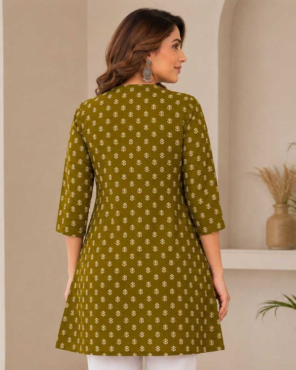 Naarira KESH121 SEA Cotton Cotton Kurtis - alternate view