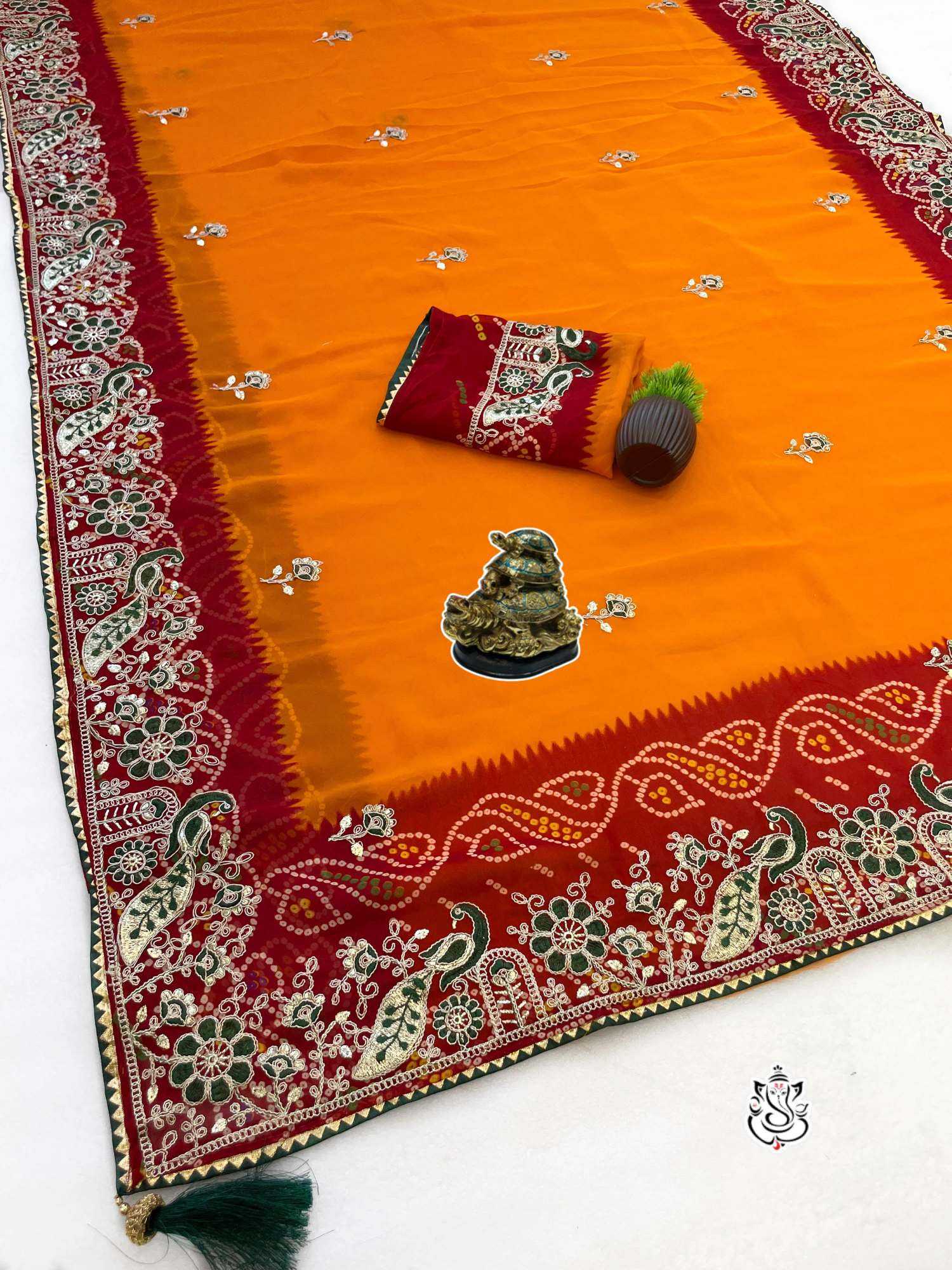 Naarira Aradhika Georgette Saree