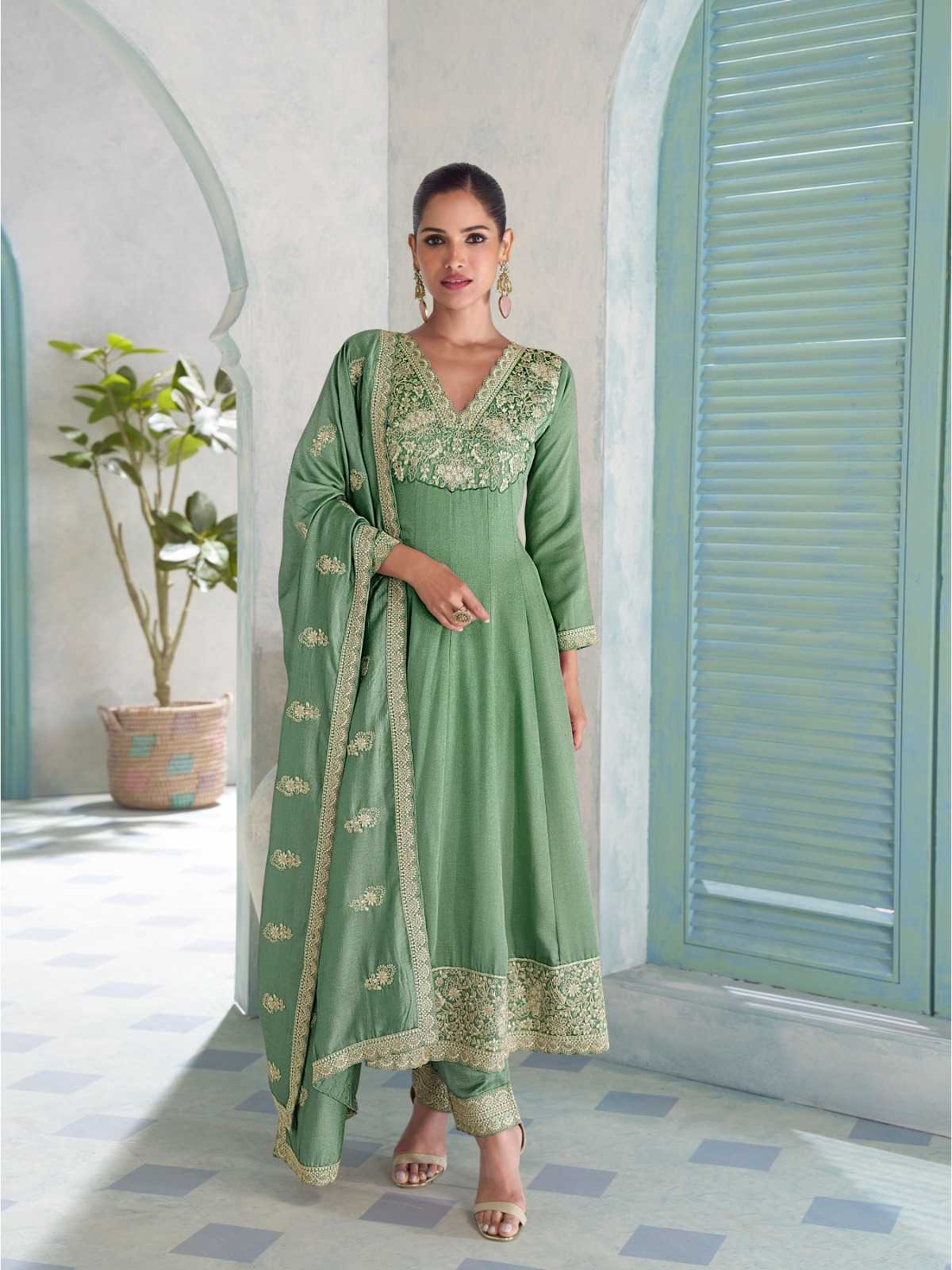 Naarira AASHIRWAD VIHANIKA Premium Silk Embroidery Suits