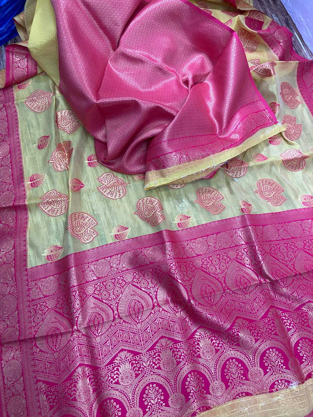 Naarira KESH140 Aadya Organza Designer Sarees