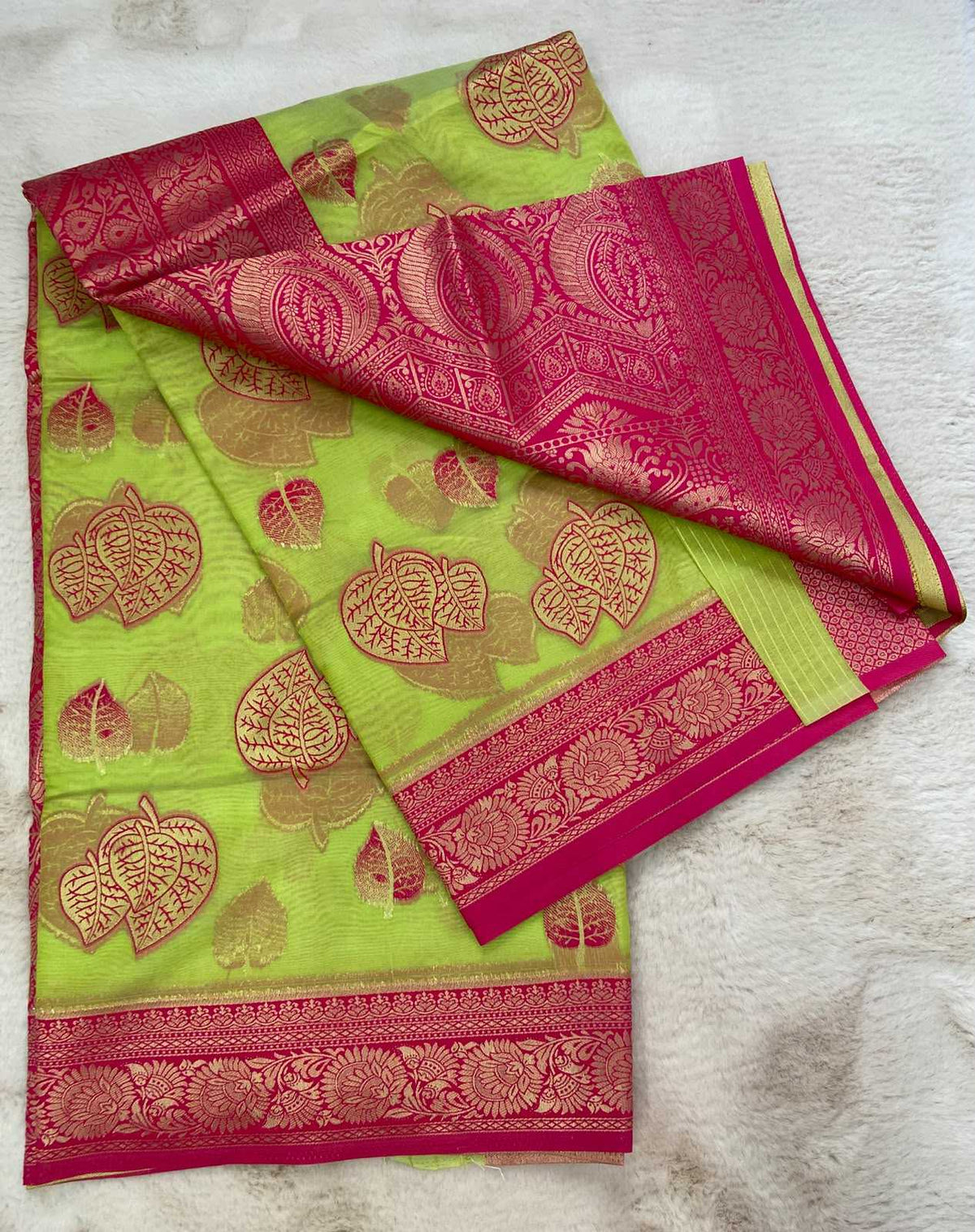 Naarira KESH140 Aadya Organza Designer Sarees