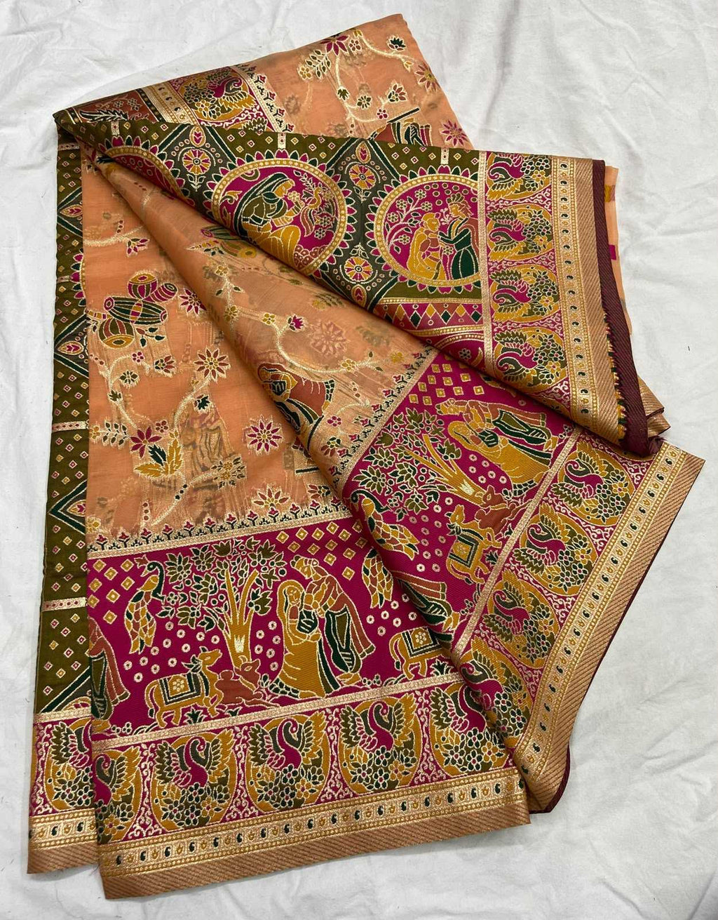 Naarira Aakritiya Organza Designer Sarees
