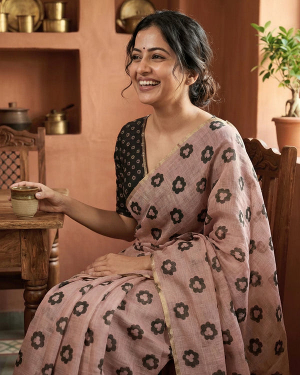 Naarira Navika Cotton Printed Sarees