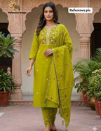 Naarira  Tasim Maslin Festive Kurtis