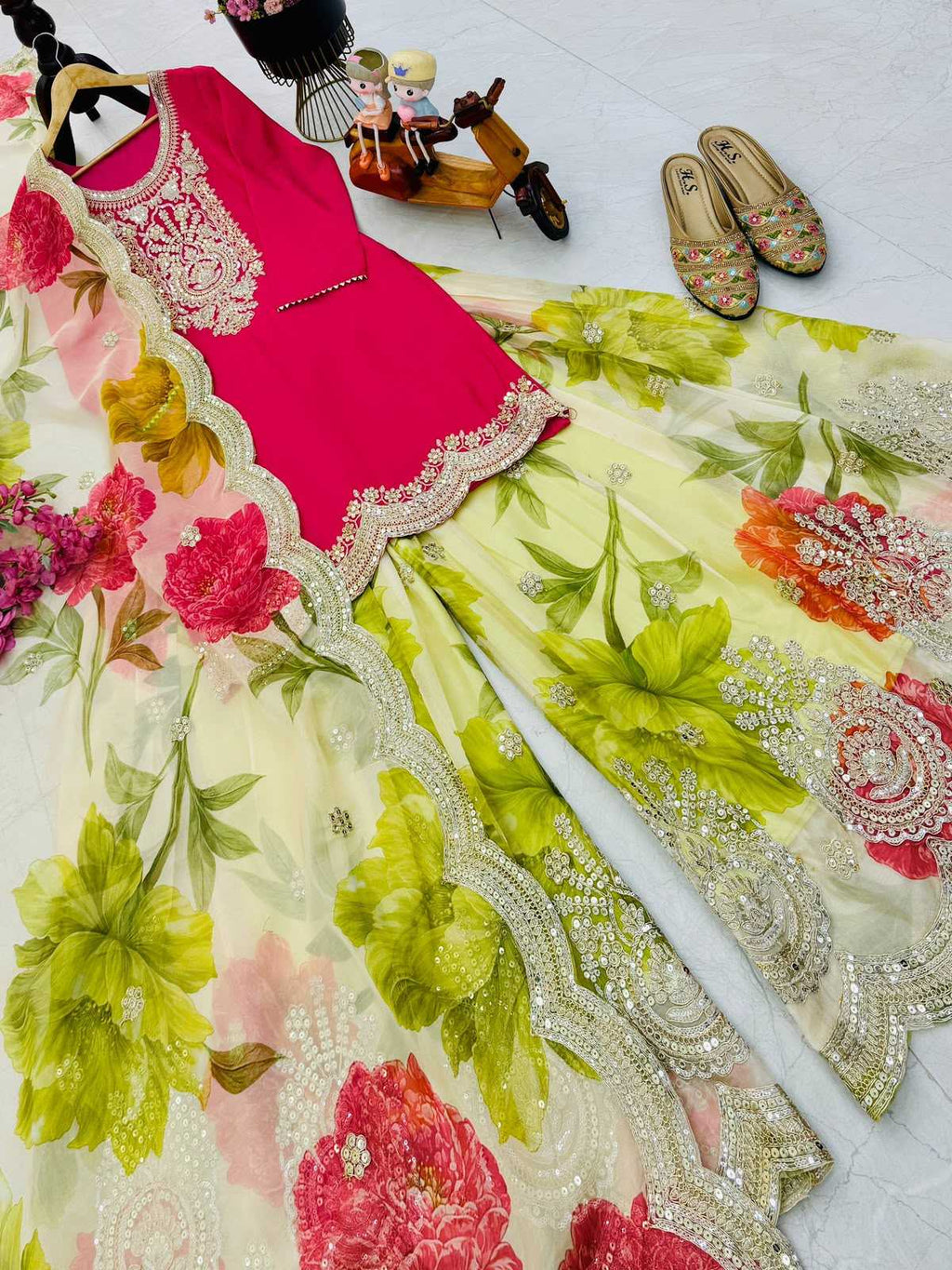 Naarira KESH158 8011 Chinon Embroidery Suit