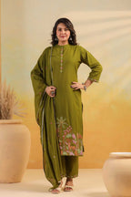 Naarira Palak Rayon Embroidery Suit