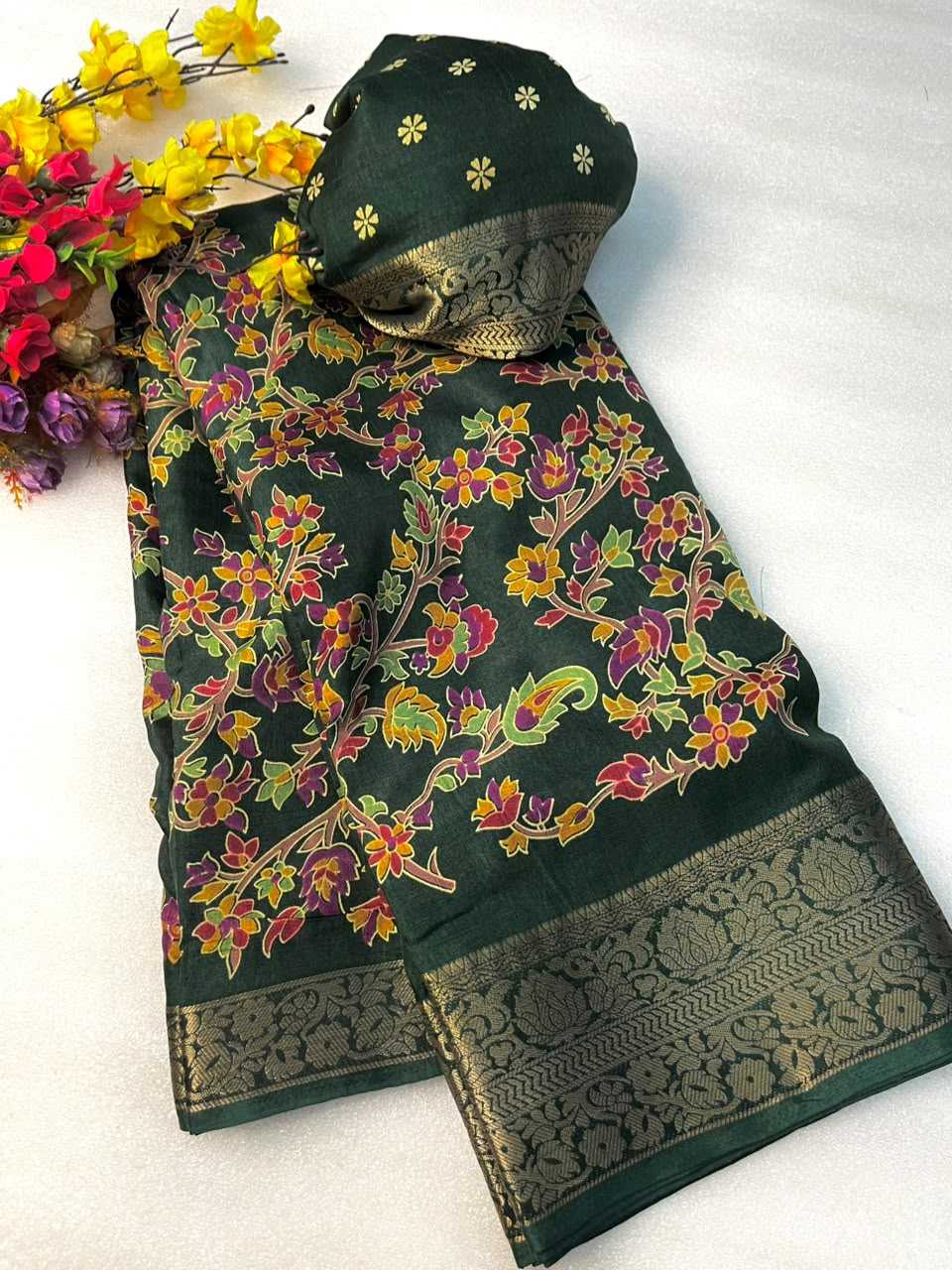Naarira  jequ Dola Silk Designer Sarees