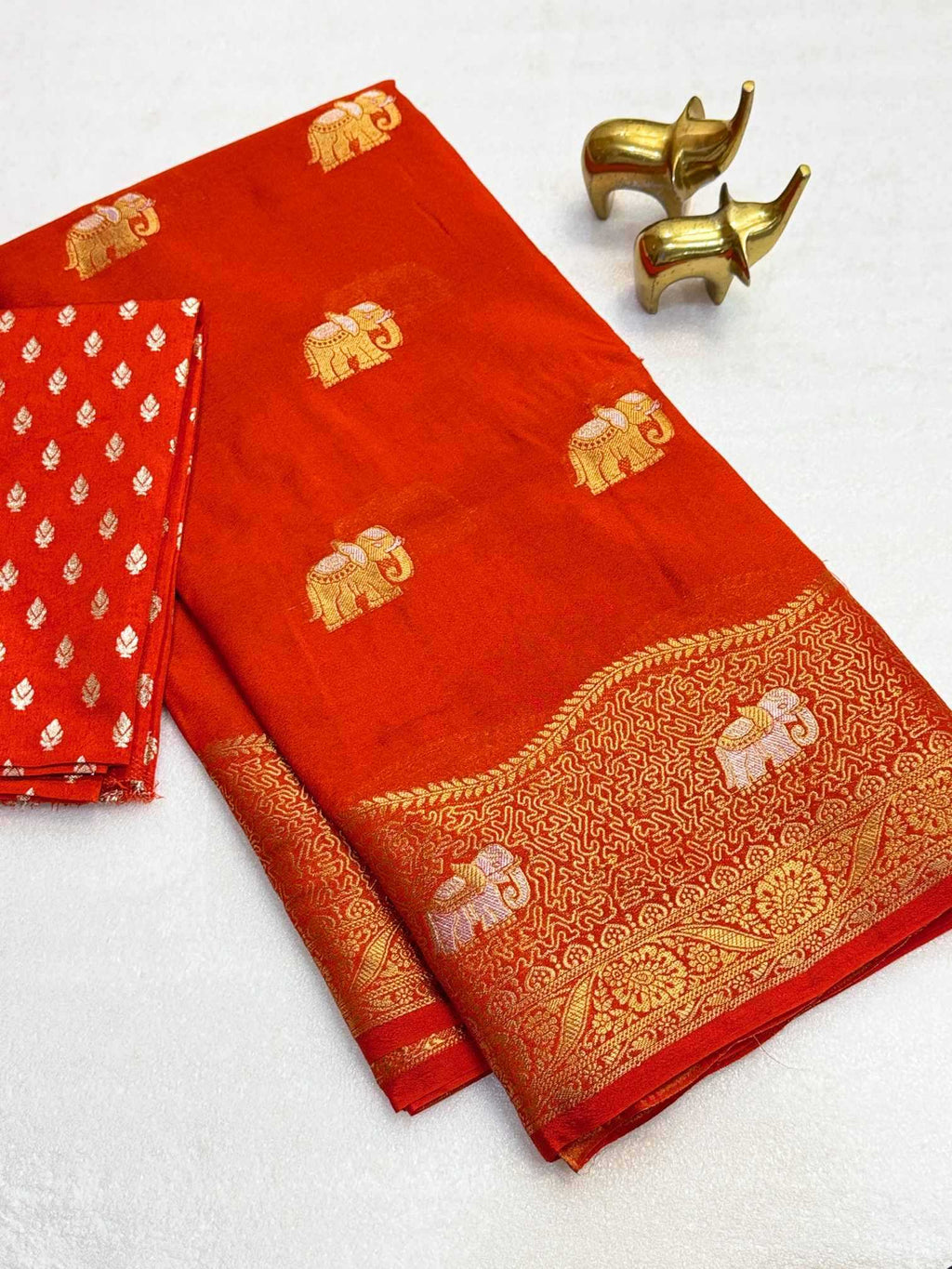 Naarira Devyani Soft Silk Sarees