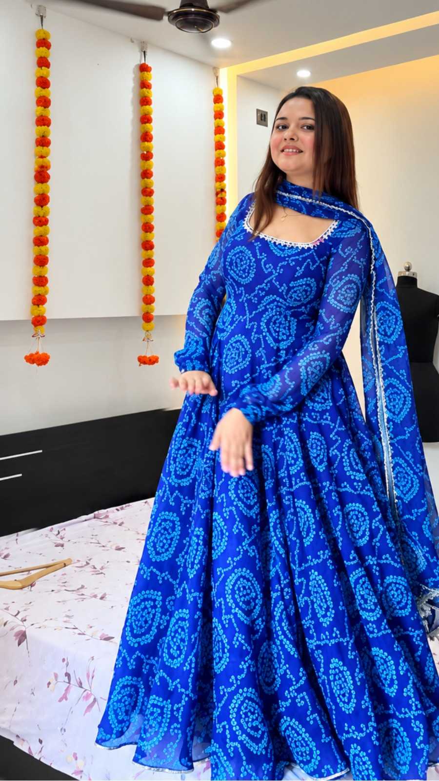 Naarira KESH215 1514 Faux Georgette Printed Gowns