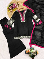 Naarira  Vichitra Silk