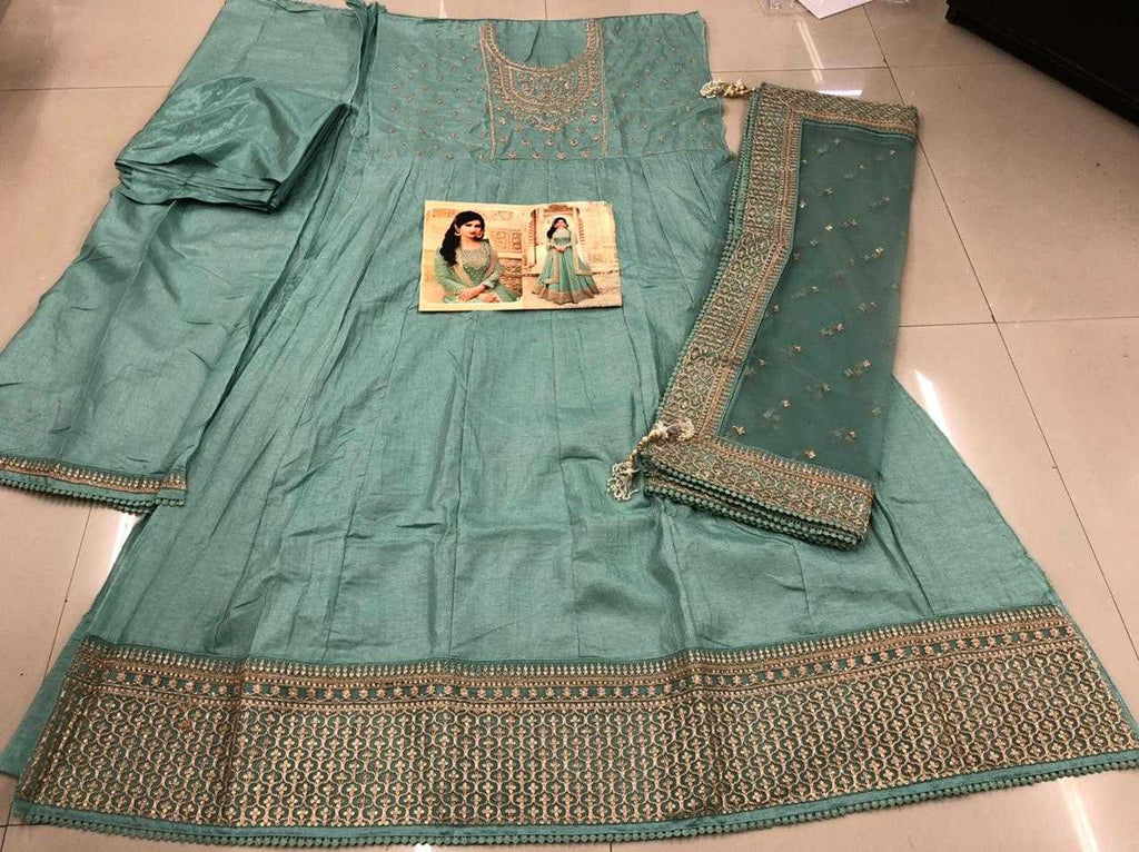 Naarira Kaseesh Parimahal Silk Embroidery Gowns