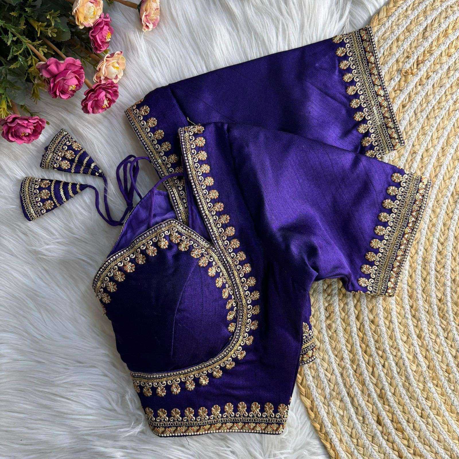Naarira Chikanwork Cambric Blouse