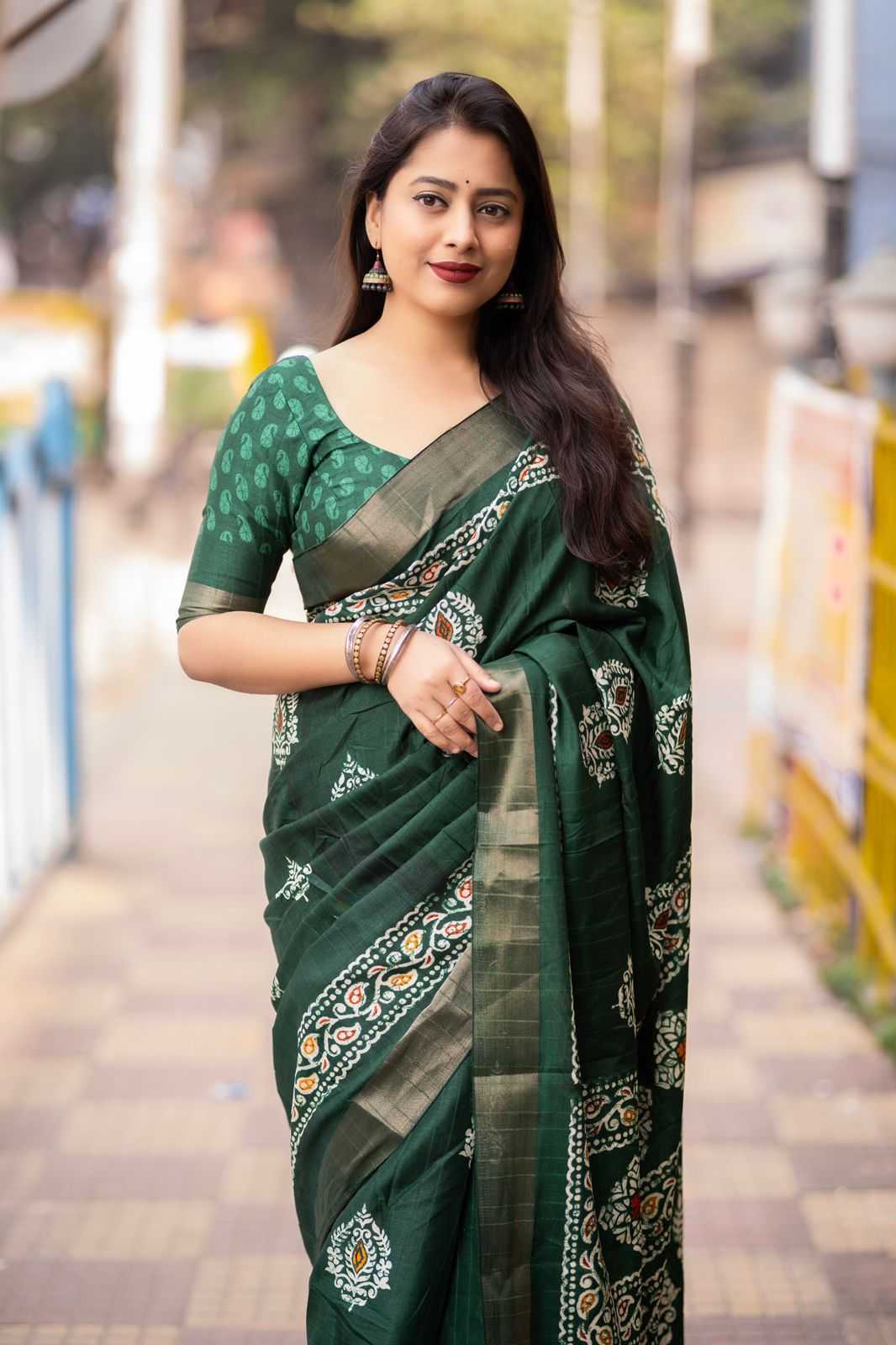Naarira Soft Silk Fancy Sarees