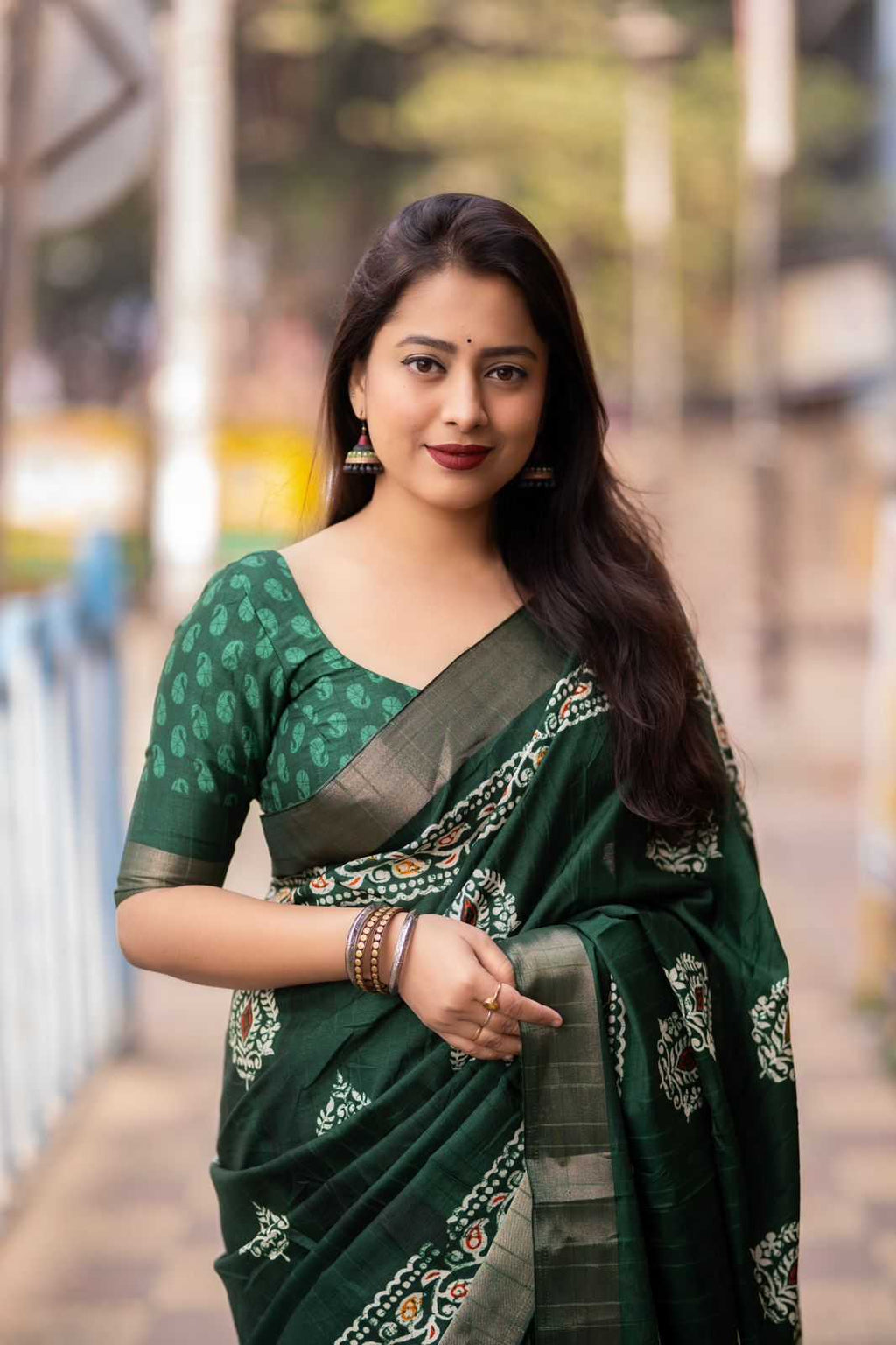 Naarira Soft Silk Fancy Sarees