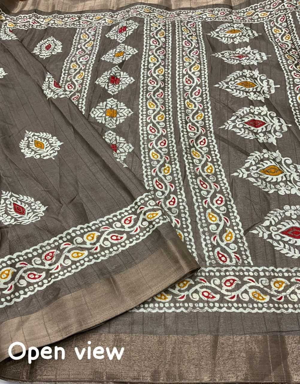 Naarira Soft Silk Fancy Sarees