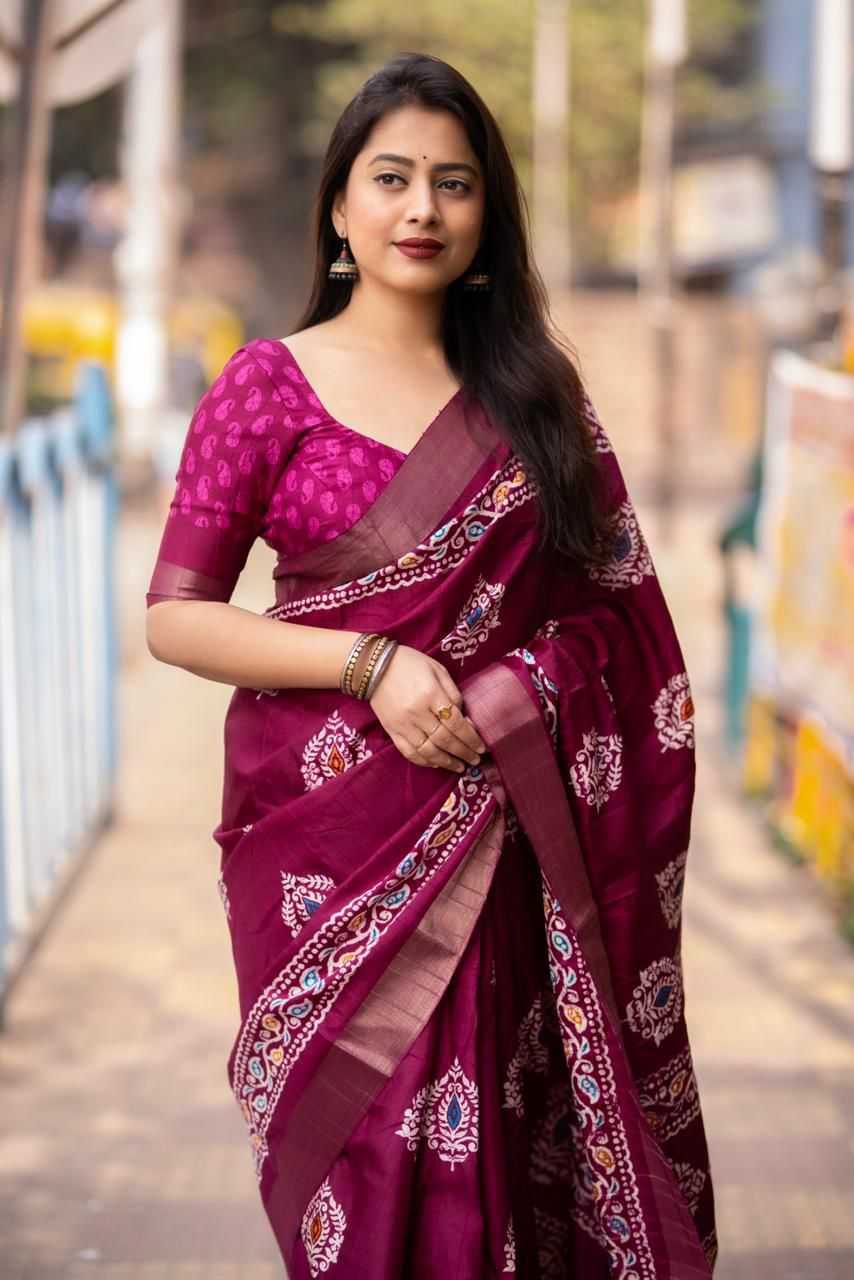 Naarira Soft Silk Fancy Sarees