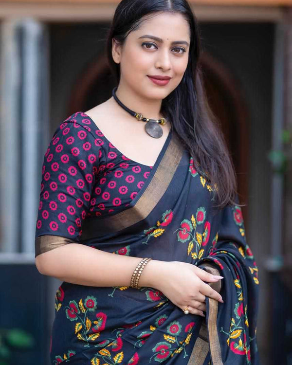 Naarira Soft Cotton Printed Sarees - alternate view