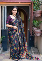 Naarira Soft Cotton Printed Sarees