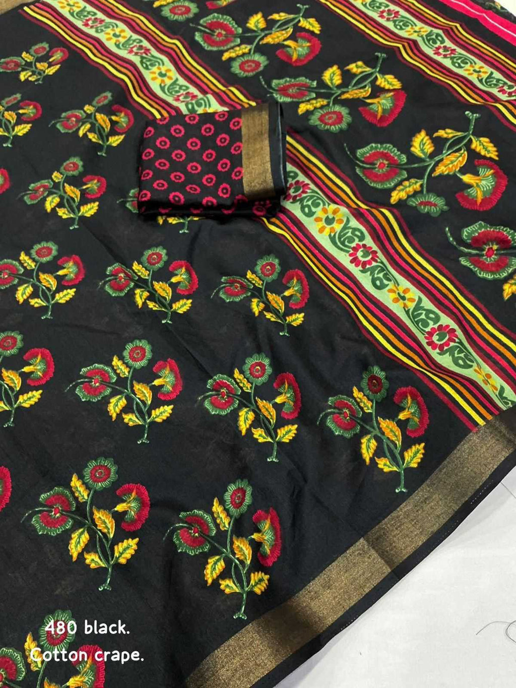 Naarira Soft Cotton Printed Sarees