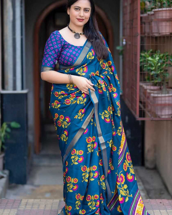 Naarira Soft Cotton Printed Sarees
