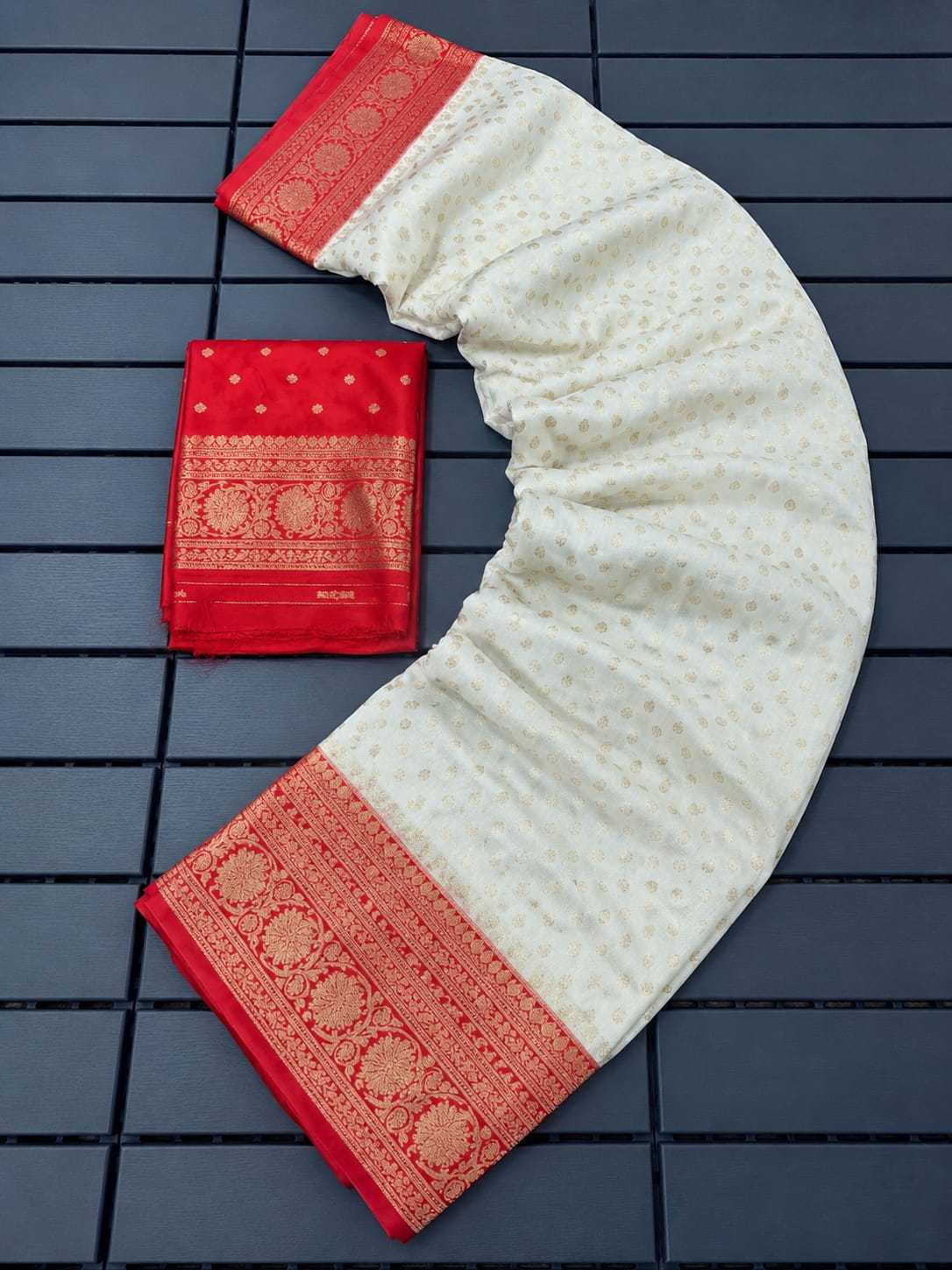 Naarira KESH484 Ishani Khadi Khadi Silk Sarees