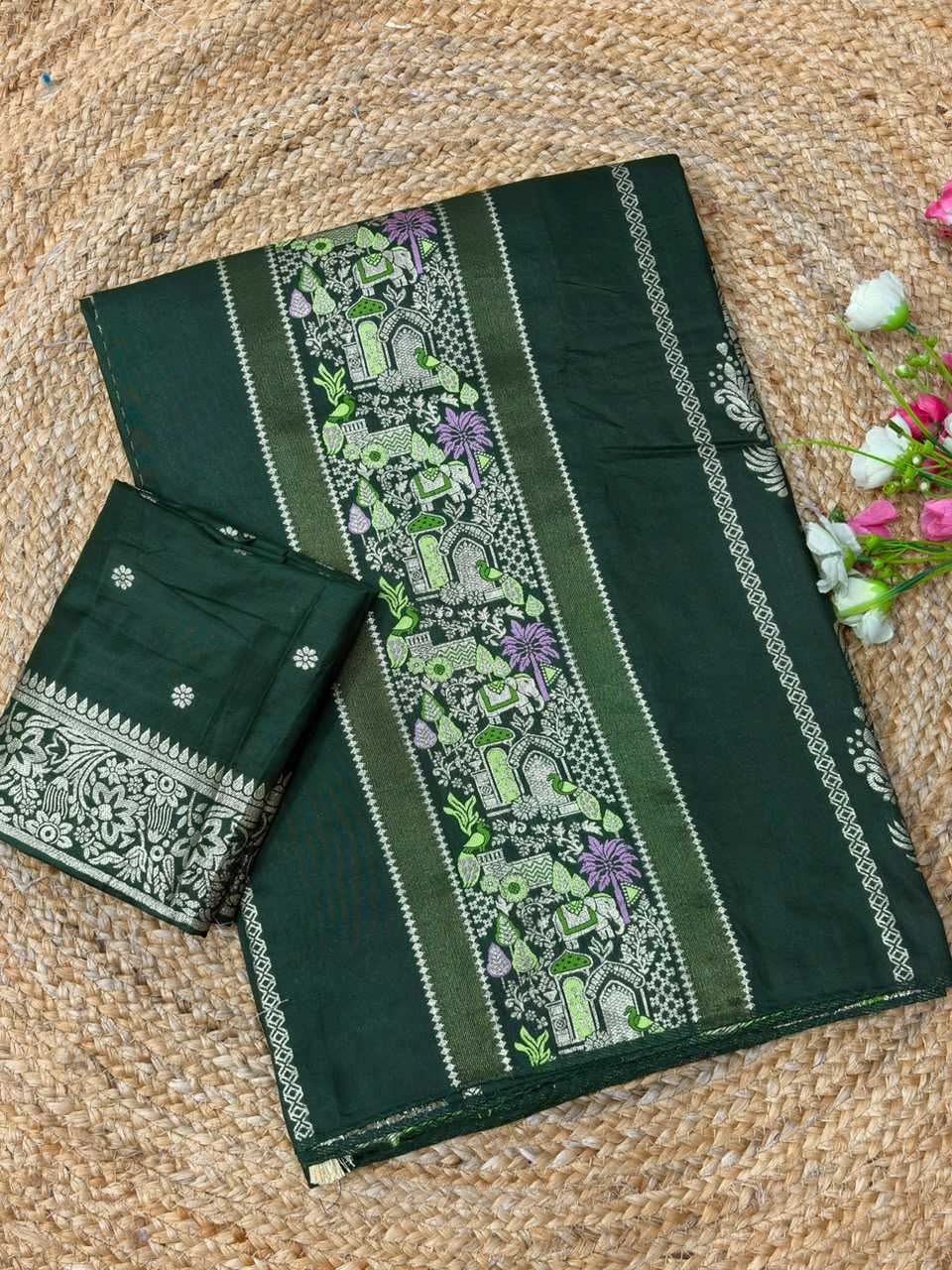 Naarira KESH484 Janhvi Russian Silk Soft Silk Sarees