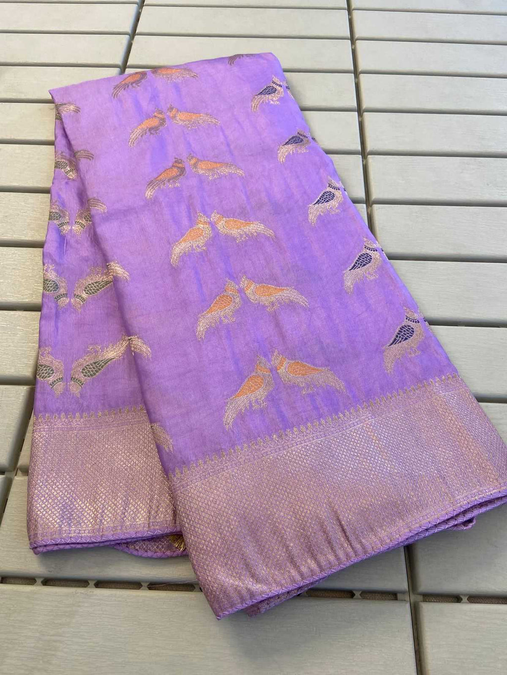 Naarira KESH484 Kanak Soft Cotton Silk Soft Silk Sarees