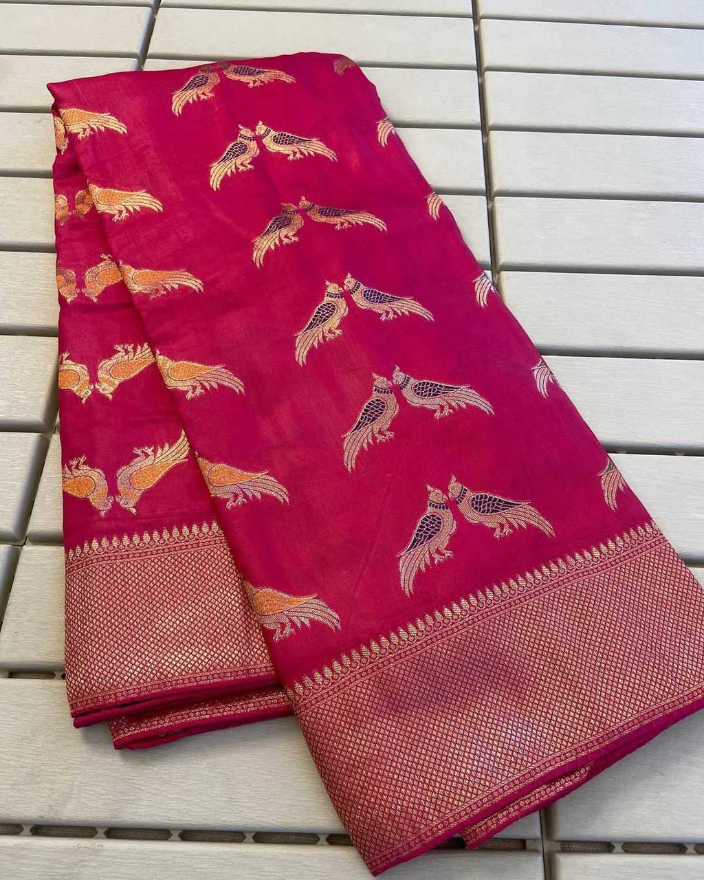 Naarira KESH484 Kanak Soft Cotton Silk Soft Silk Sarees