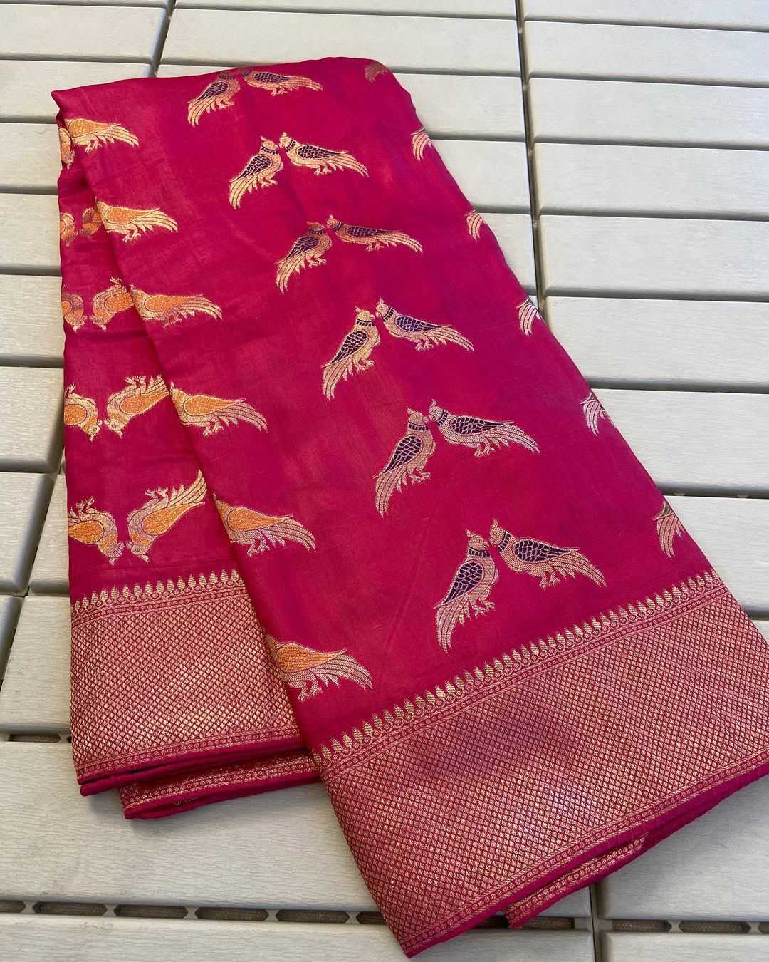 Naarira KESH484 Kanak Soft Cotton Silk Soft Silk Sarees