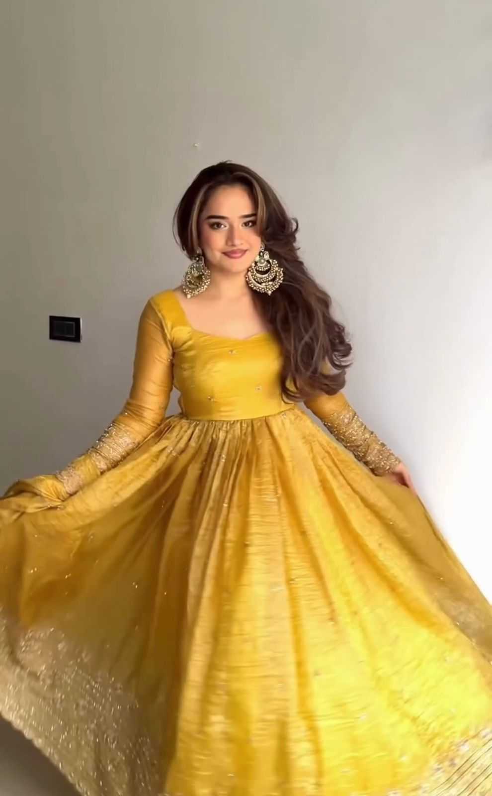 Naarira Soft Gold Crush Embroidery Gowns