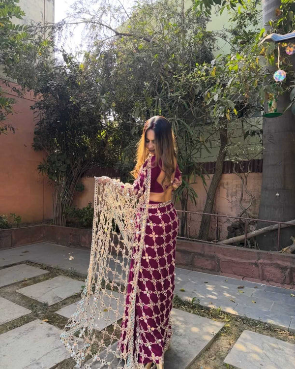 Naarira Silk Party Wear Silk Sarees - alternate view