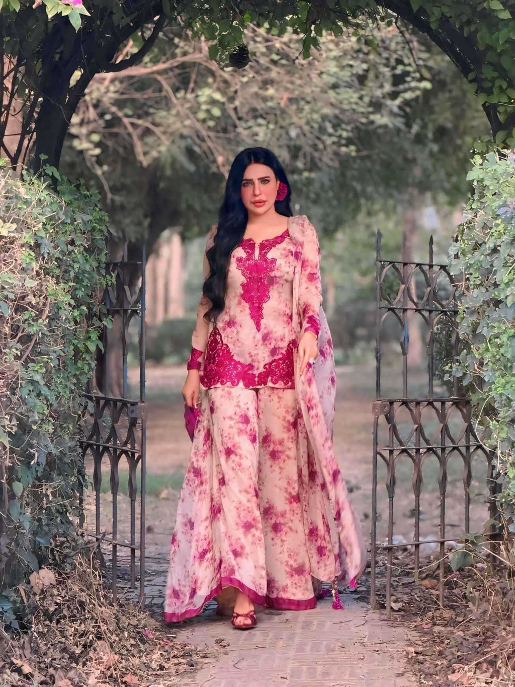 Naarira Faux Georgette Printed Suits