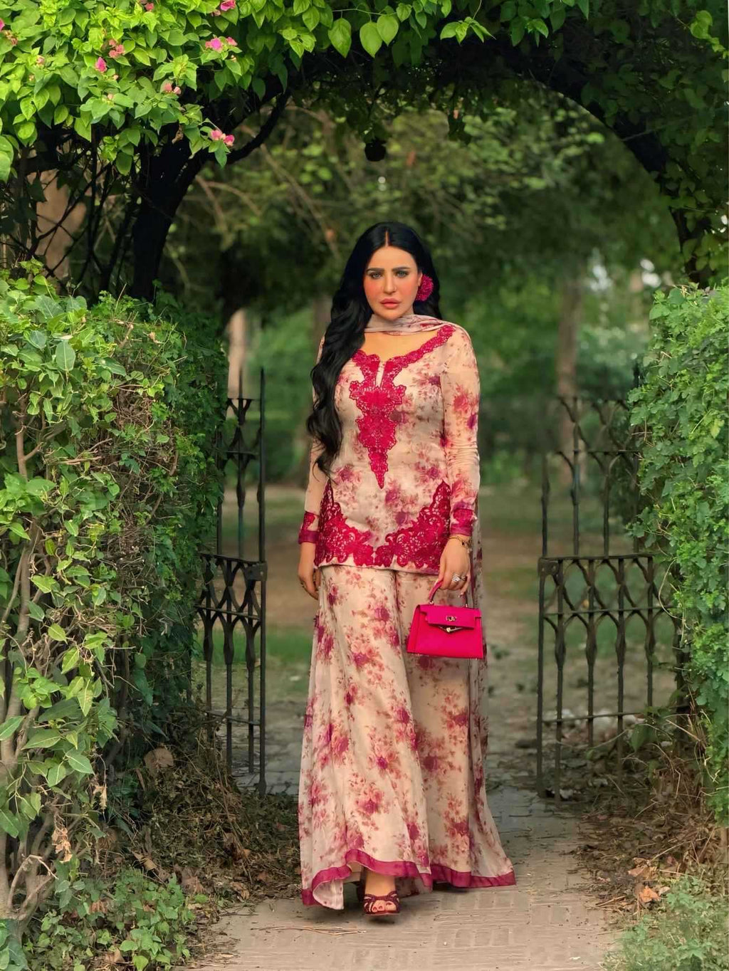 Naarira Faux Georgette Printed Suits