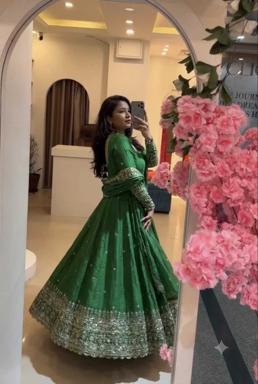 Naarira Crush Silk Embroidery Gowns