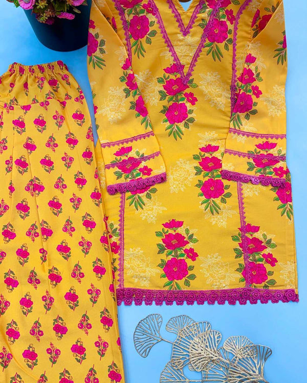 Naarira Crepe Ladies Suits - alternate view