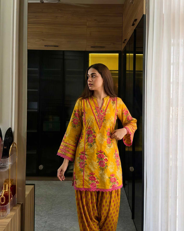 Naarira Crepe Ladies Suits