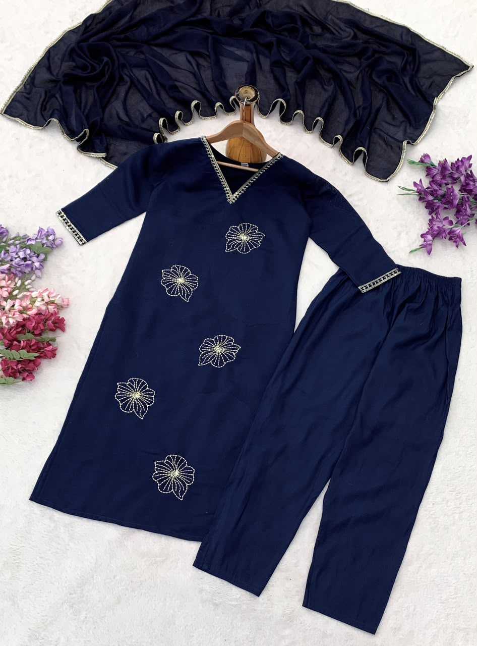 Naarira Heavy Roman Silk Embroidery Suit