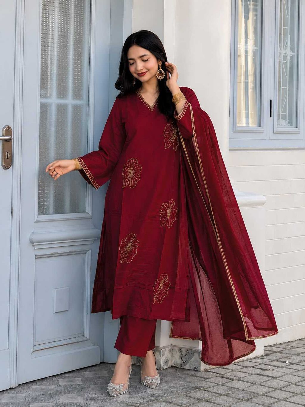Naarira Heavy Roman Silk Embroidery Suit