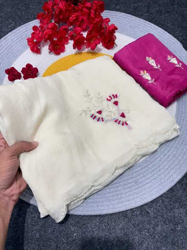 Naarira doll Dola Silk Party Wear Sarees