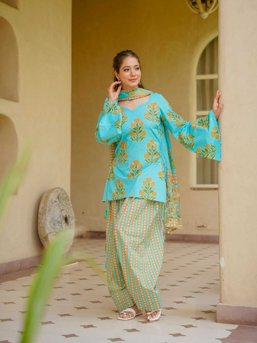 Naarira Cotton Cambric Printed Suits