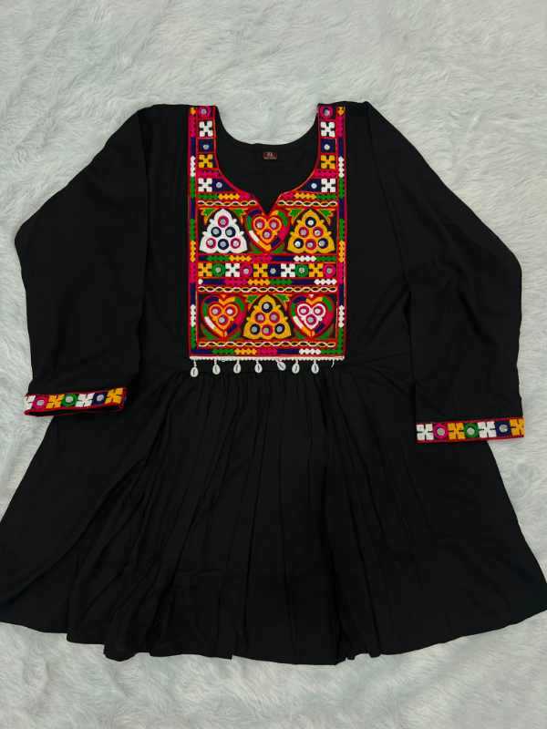 Naarira Gamthi Heavy Rayon Party Wear Kurtis