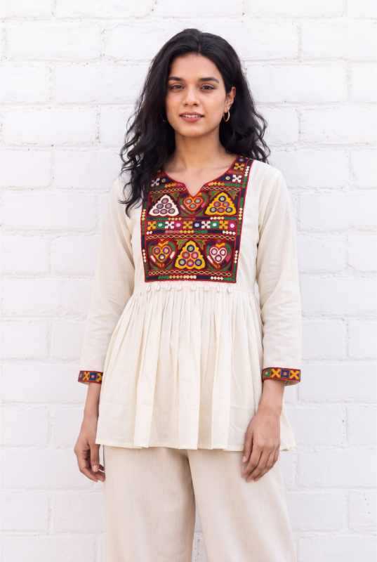 Naarira Gamthi Heavy Rayon Party Wear Kurtis