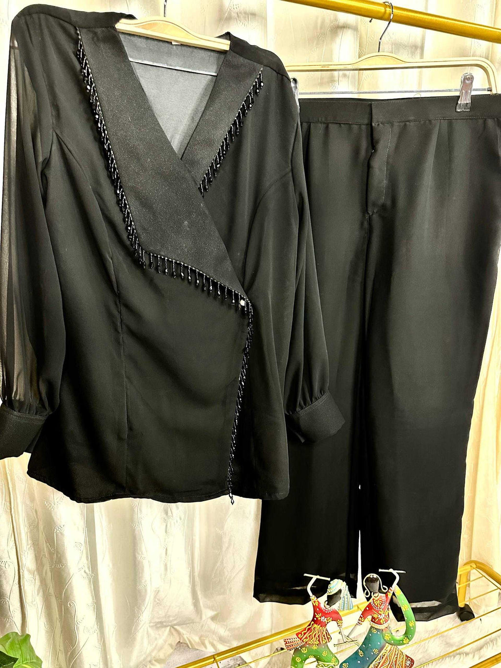 Naarira Georgette Ladies Suit