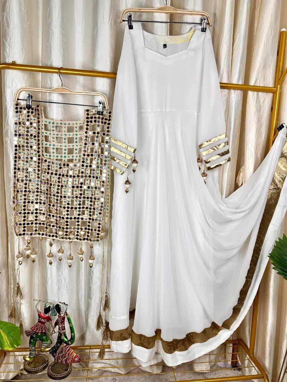 Naarira KESH531 113 Soft Silk Fancy Gowns