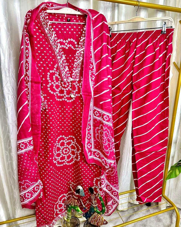 Naarira KESH531 122 Cotton Festive Kurtis - alternate view