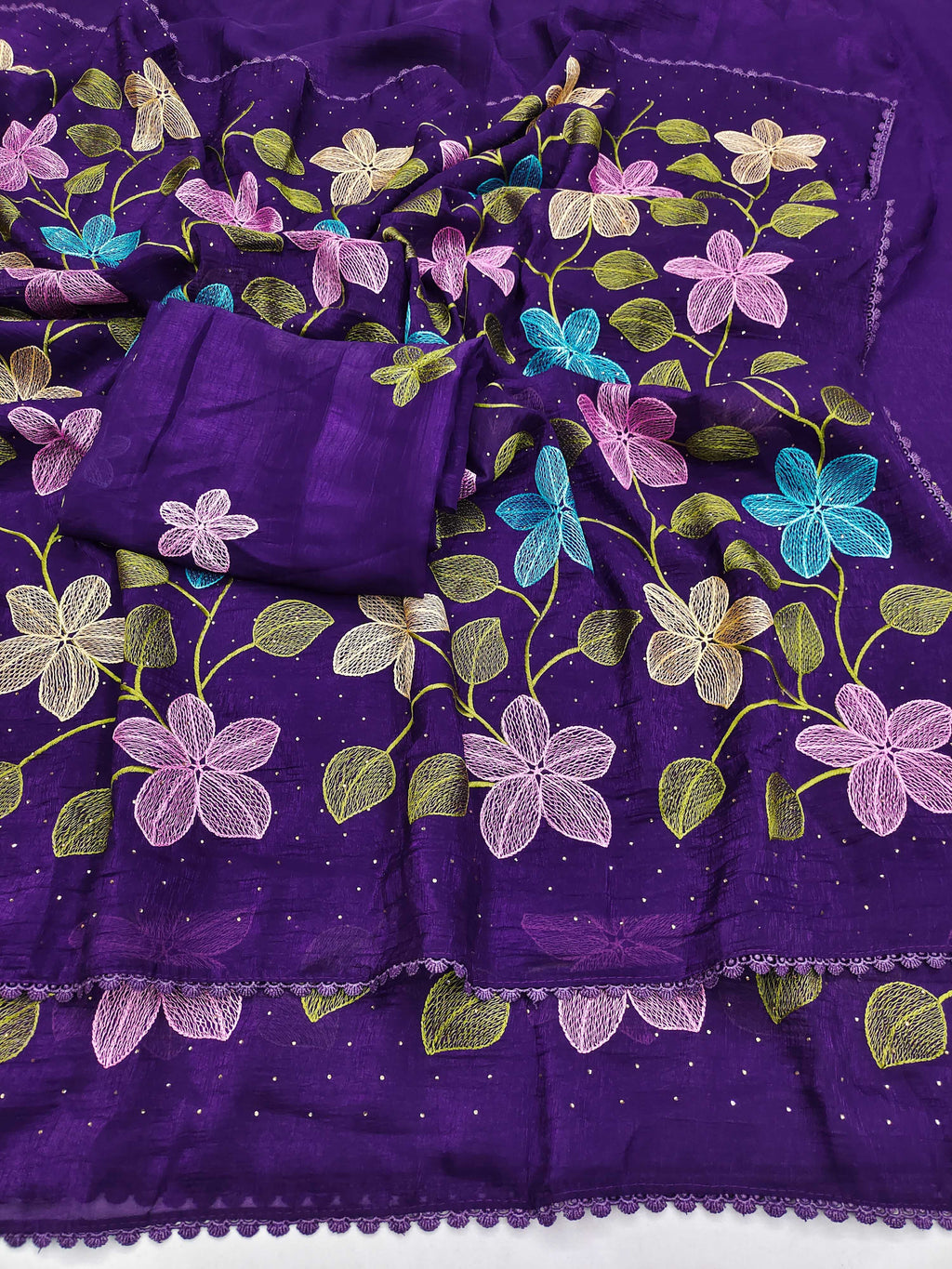 Naarira KESH569 FLORIOUS Viscose Fancy Sarees