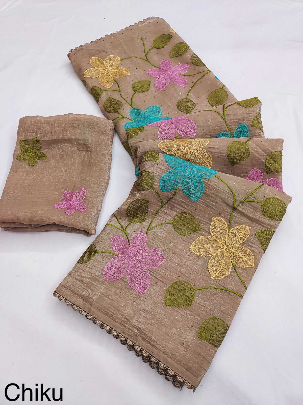 Naarira KESH569 FLORIOUS Viscose Fancy Sarees