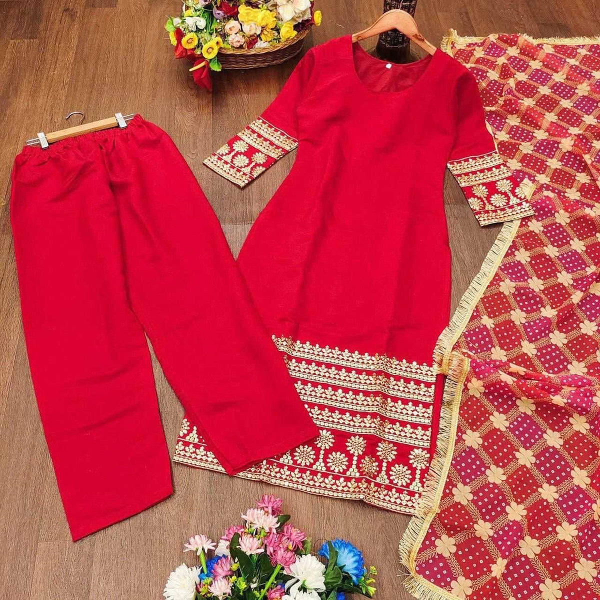 Naarira KESH599 Aarohi Premium Roman Silk Party wear suits